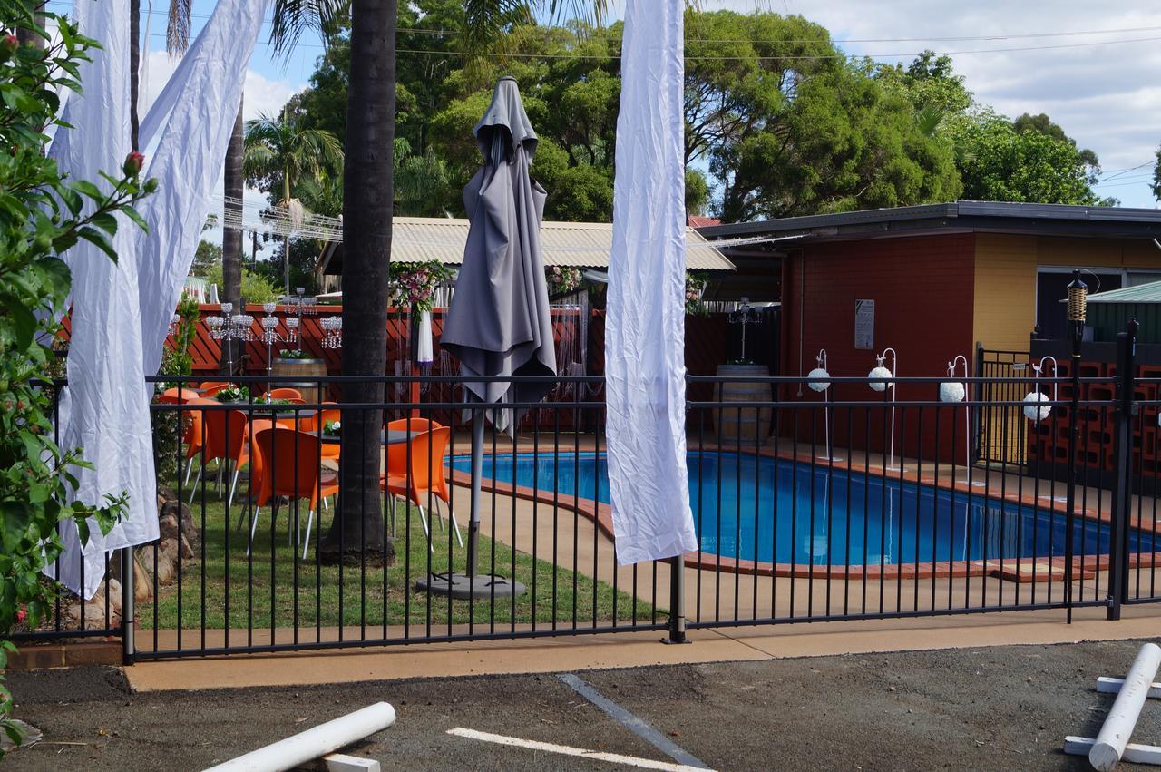 Motel Oasis Kingaroy Ngoại thất bức ảnh